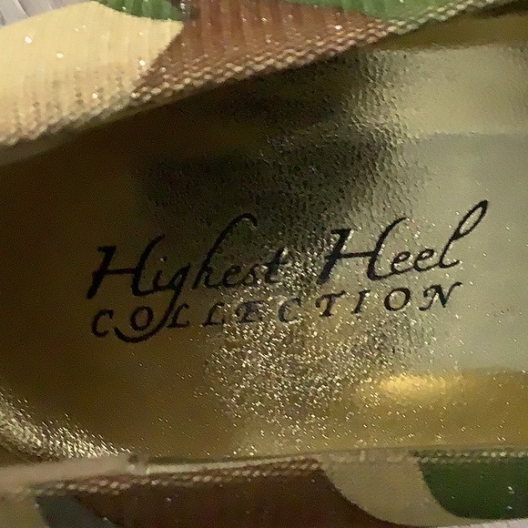 Highest Heel Camo Heels - Picture 8 of 10
